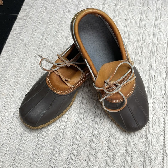 L.L. Bean Women’s Hunting Shoe Bean Boots Brown w/leather detail Sz 9 W ankle - Picture 6 of 11